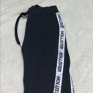 Trendy Hollister sweatpants